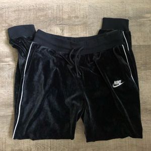 Soft velvet Nike sweatpants